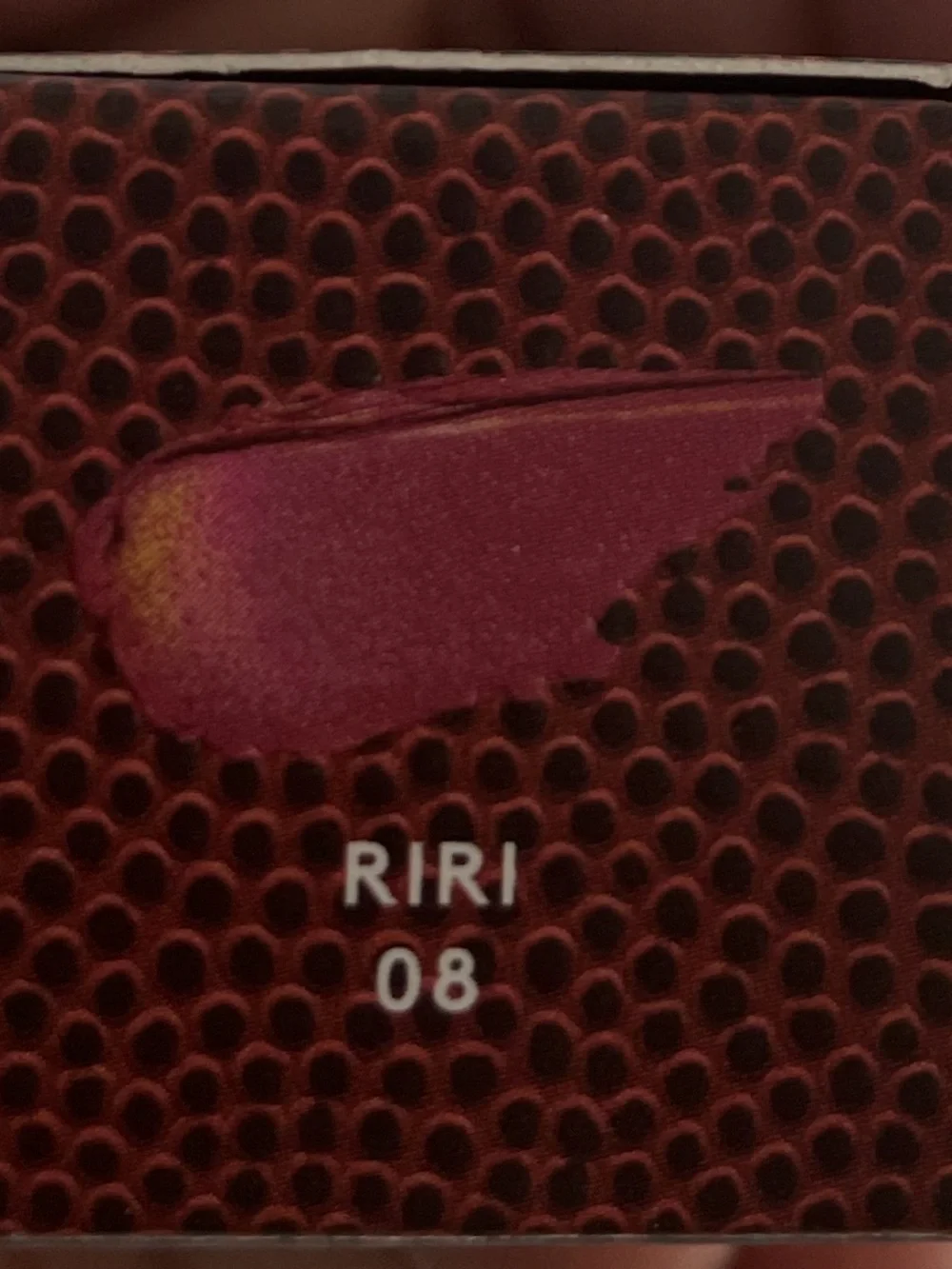 Fenty game day  universal lip Gloss Bomb Lip Luminizer — RiRi